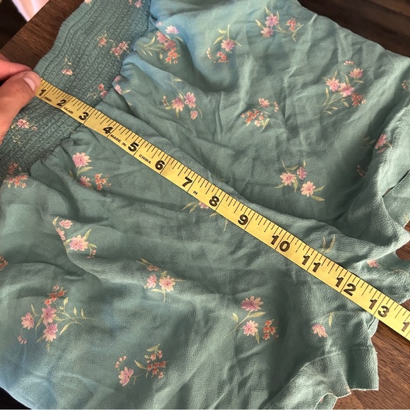 ❤️ American Eagle Outfitters Green Floral High Waist Shorts M - Picture 9 of 10